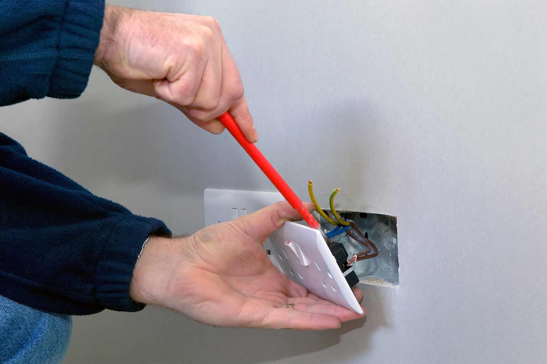 Our electricians can install plug sockets for domestic and commercial proeprties in Bitton and the local area. 